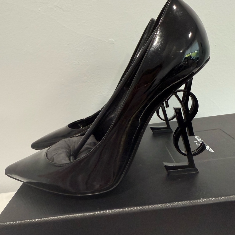 Saint Laurent Glossy Black Heels